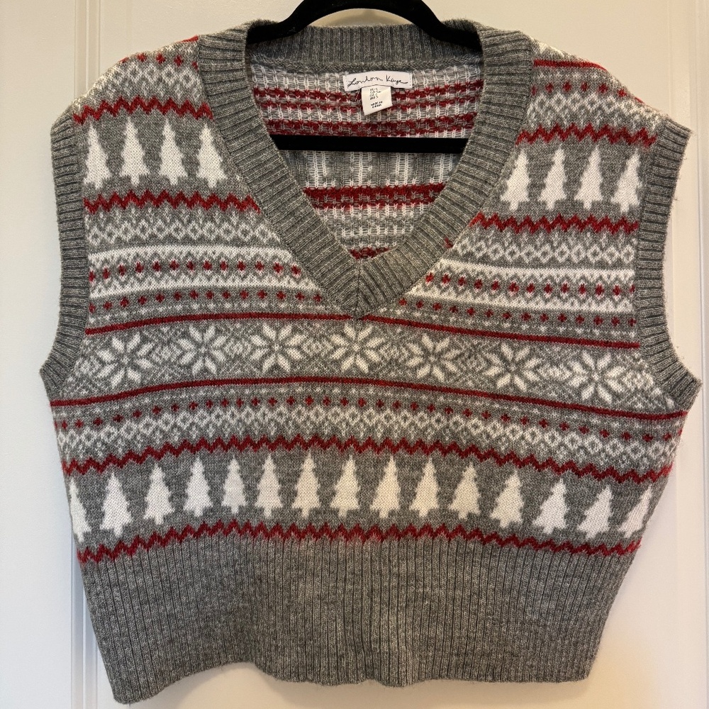 NWoT London Kaye Cropped Christmas Sweater Vest Women’s Size Medium